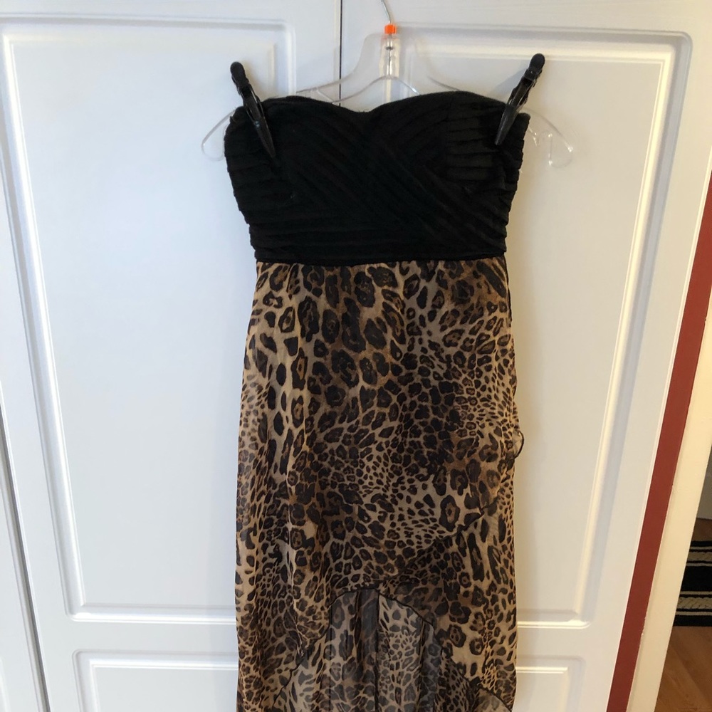 Size medium dress.  Hi low and worn once